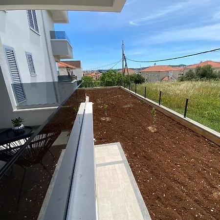 Tragurium Apartman *