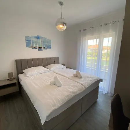 Tragurium Apartman *