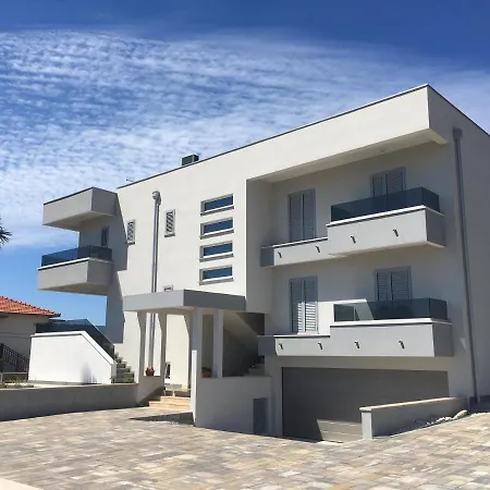 Apartament Tragurium *